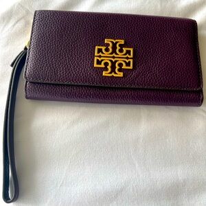 Tory Burch Leather Wristlet